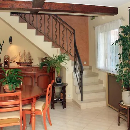 Les Termes Sleeps 6 Pool Villa Mandelieu-la-Napoule